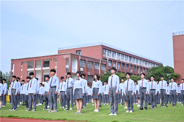 考不上高中怎么辦？武漢新華考前擇校咨詢周為你指明方向